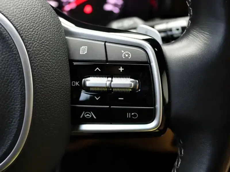2022 Kia Sorento с пробегом 70 156 км