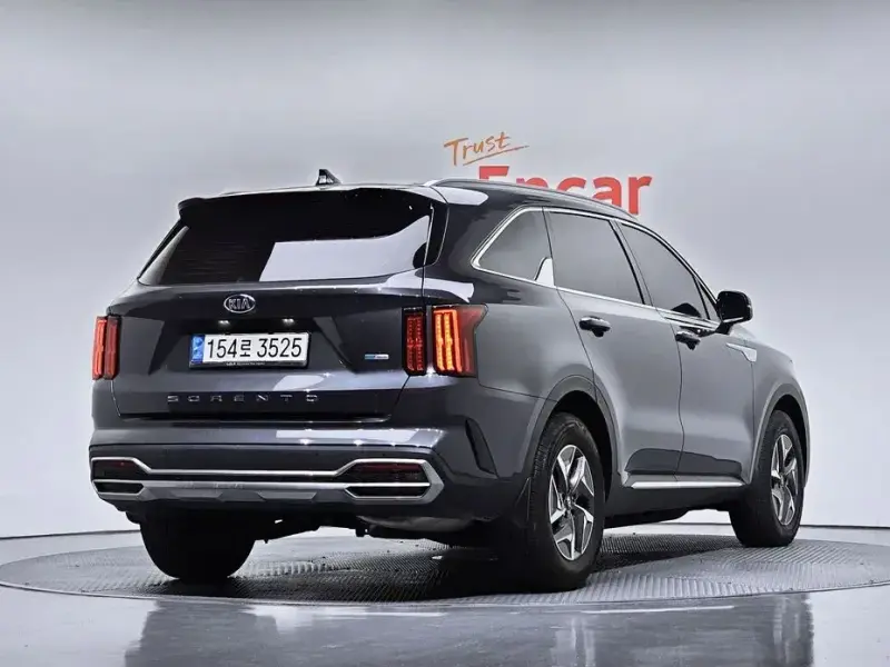 2021 Kia Sorento с пробегом 33 887 км