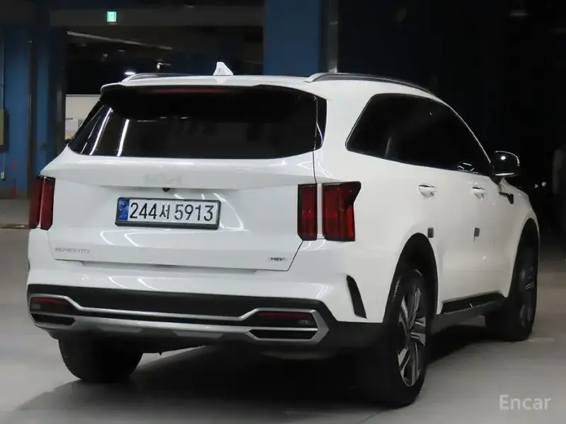 2023 Kia Sorento с пробегом 29 090 км