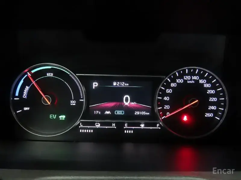 2023 Kia Sorento с пробегом 29 090 км