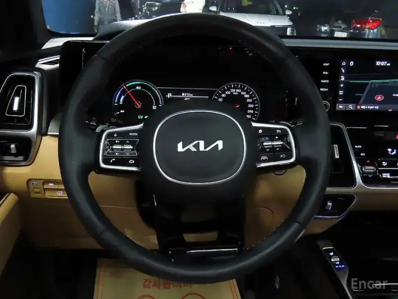 2023 Kia Sorento с пробегом 29 090 км