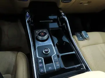 2023 Kia Sorento с пробегом 29 090 км