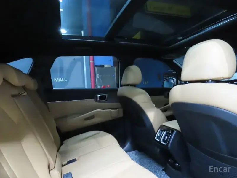 2023 Kia Sorento с пробегом 29 090 км