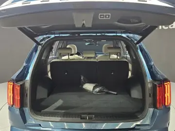2022 Kia Sorento с пробегом 23 256 км