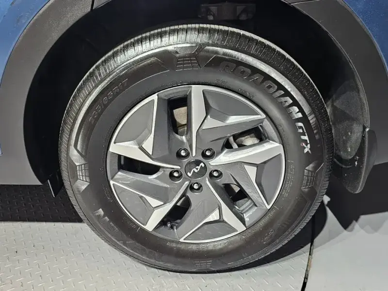 2022 Kia Sorento с пробегом 23 256 км