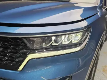 2022 Kia Sorento с пробегом 23 256 км