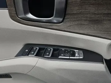 2022 Kia Sorento с пробегом 23 256 км