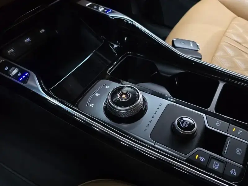 2020 Kia Sorento с пробегом 81 048 км