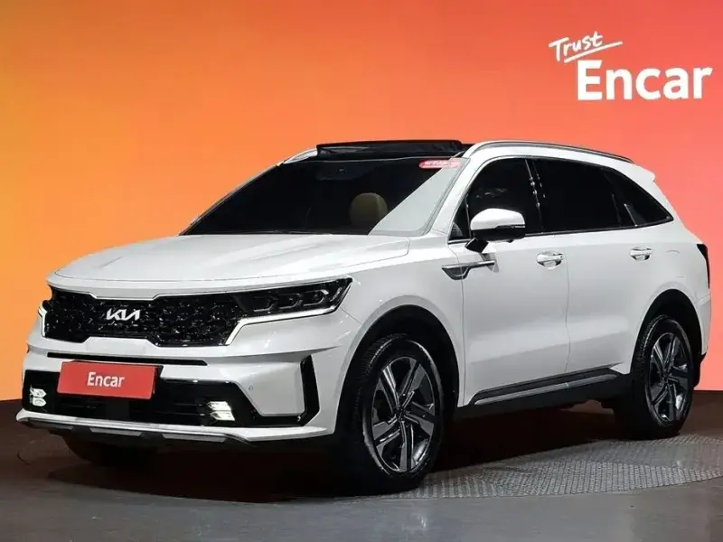 2023 Kia Sorento с пробегом 37 870 км