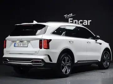 2023 Kia Sorento с пробегом 37 870 км