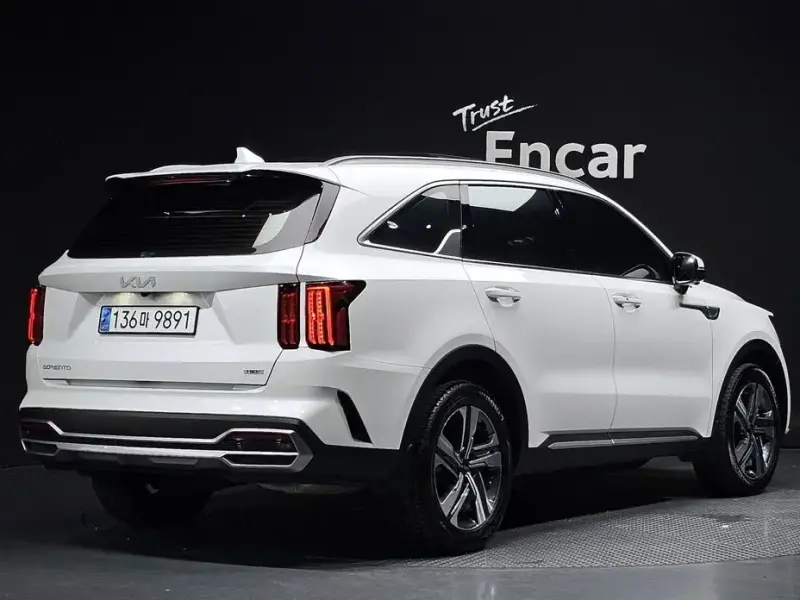 2023 Kia Sorento с пробегом 37 870 км