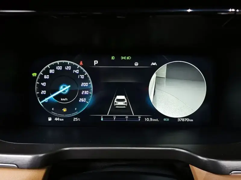 2023 Kia Sorento с пробегом 37 870 км