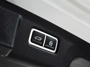 2023 Kia Sorento с пробегом 37 870 км