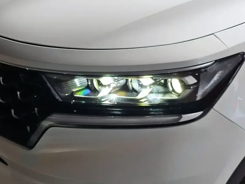 2023 Kia Sorento с пробегом 37 870 км