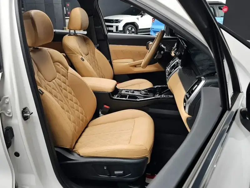 2023 Kia Sorento с пробегом 37 870 км