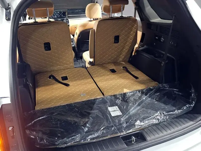 2023 Kia Sorento с пробегом 37 870 км
