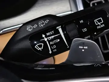 2023 Kia Sorento с пробегом 37 870 км
