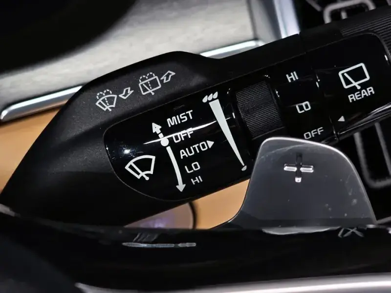 2023 Kia Sorento с пробегом 37 870 км
