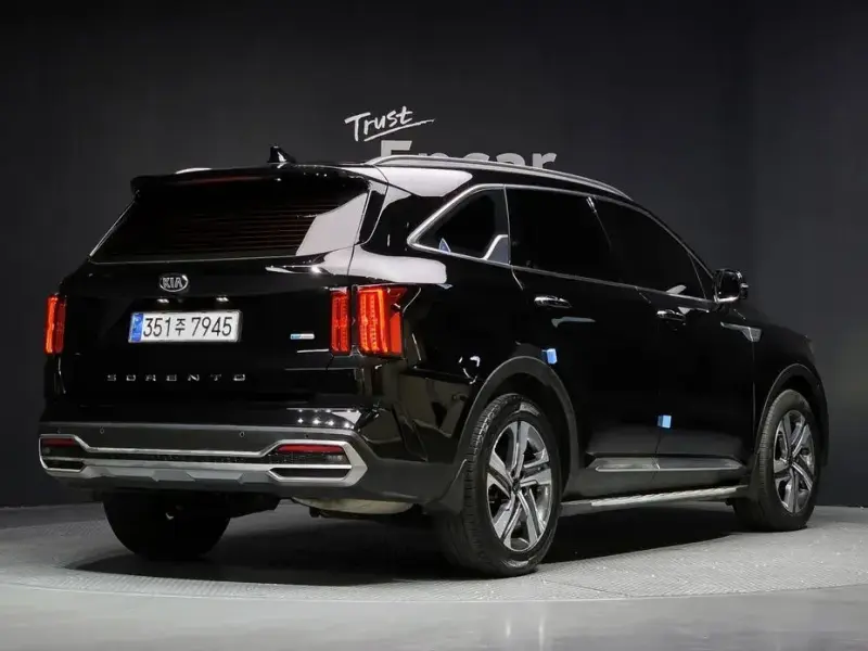 2021 Kia Sorento с пробегом 83 842 км