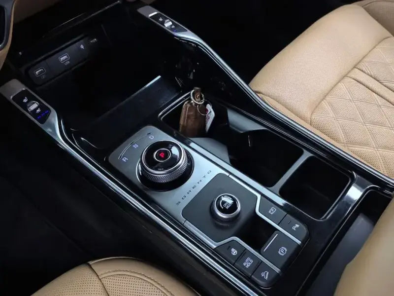 2021 Kia Sorento с пробегом 83 842 км