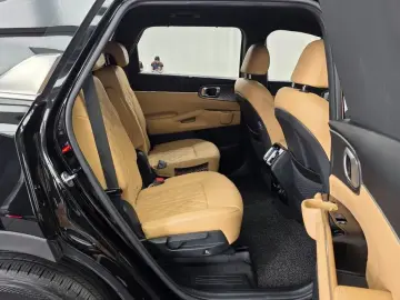 2021 Kia Sorento с пробегом 83 842 км