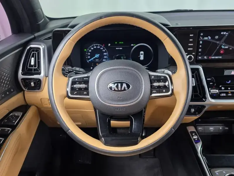 2021 Kia Sorento с пробегом 83 842 км