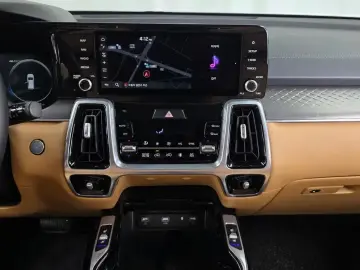 2021 Kia Sorento с пробегом 83 842 км
