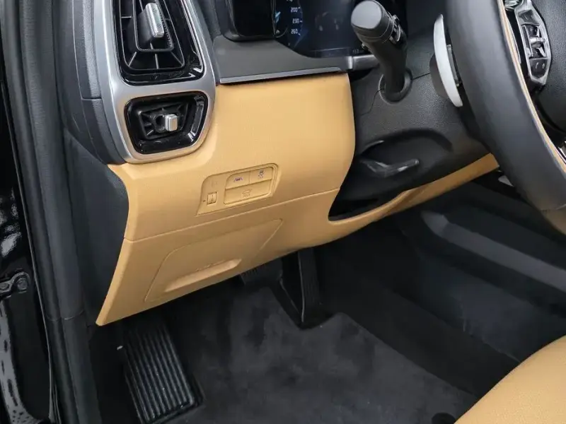 2021 Kia Sorento с пробегом 83 842 км