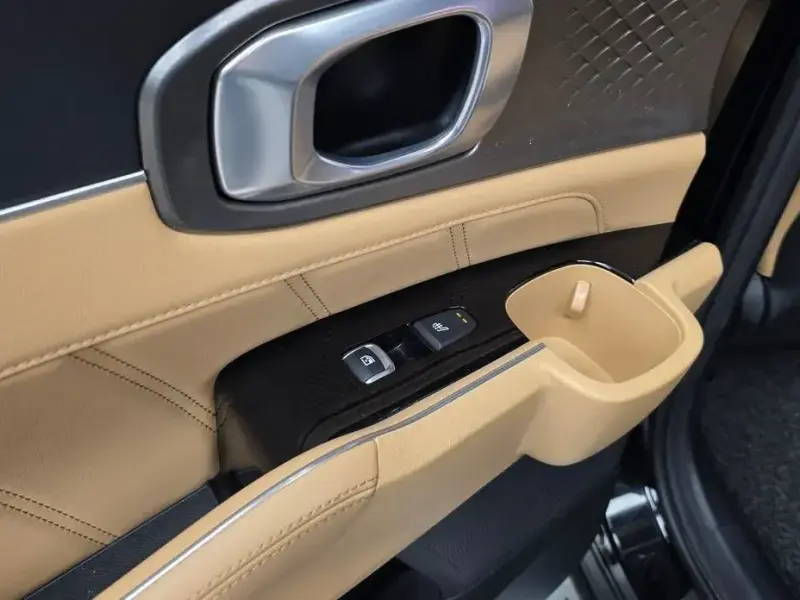 2021 Kia Sorento с пробегом 83 842 км