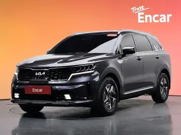 2023 Kia Sorento с пробегом 33 667 км