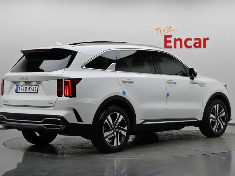 2023 Kia Sorento с пробегом 69 237 км