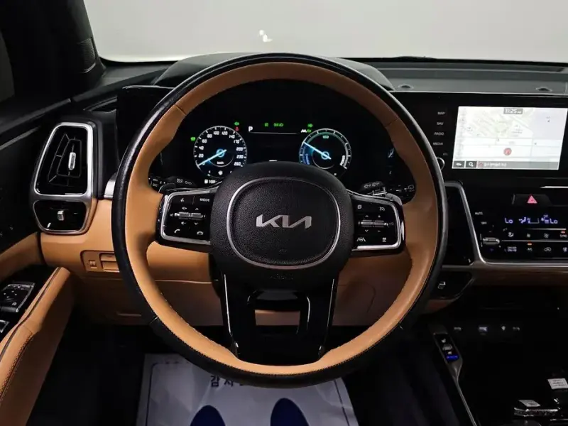 2023 Kia Sorento с пробегом 33 667 км