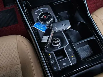 2023 Kia Sorento с пробегом 69 237 км