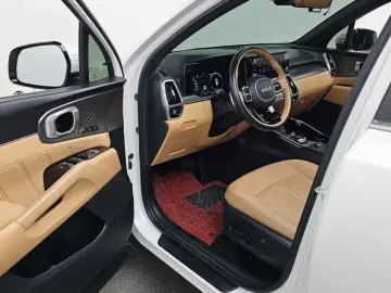 2023 Kia Sorento с пробегом 69 237 км