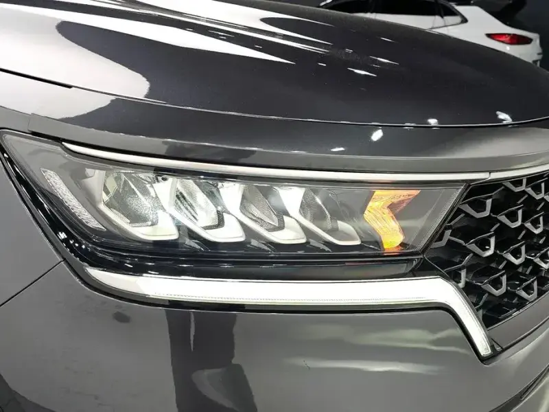 2023 Kia Sorento с пробегом 33 667 км