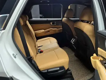 2022 Kia Sorento с пробегом 65 312 км