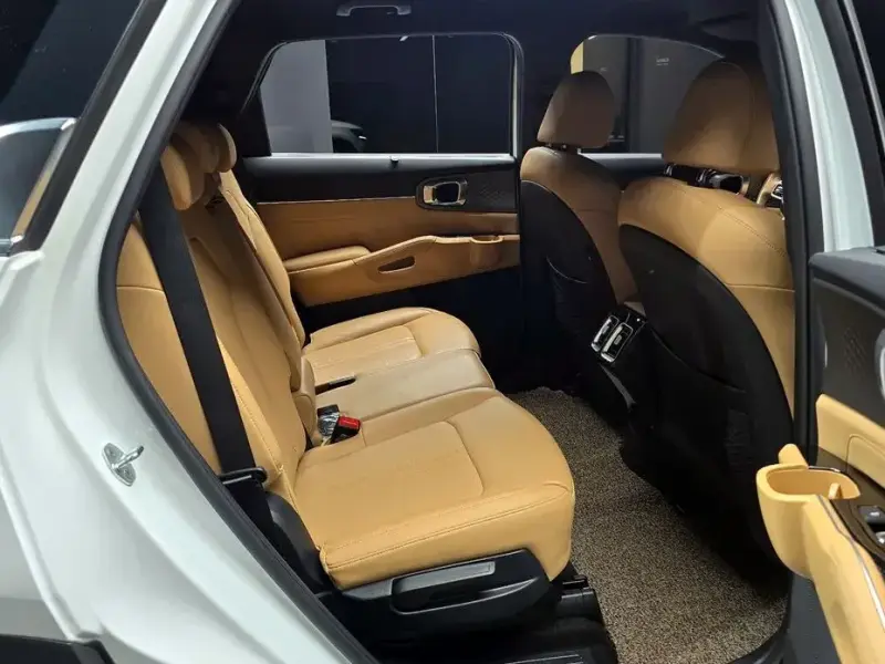 2022 Kia Sorento с пробегом 65 312 км