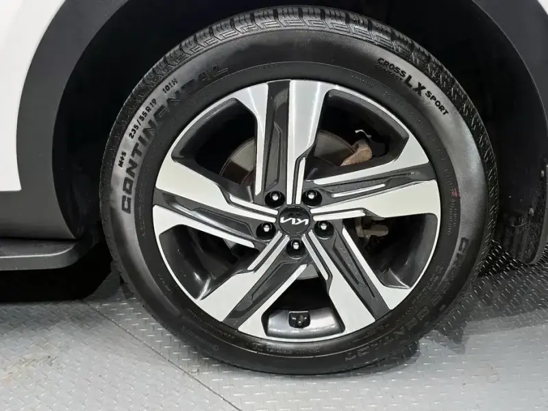 2022 Kia Sorento с пробегом 65 312 км