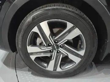 2023 Kia Sorento с пробегом 92 388 км