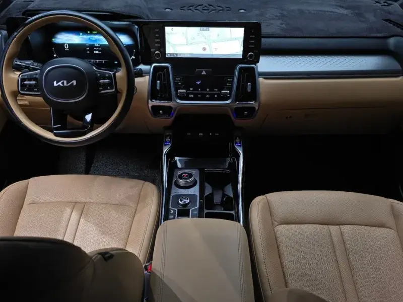 2023 Kia Sorento с пробегом 92 388 км