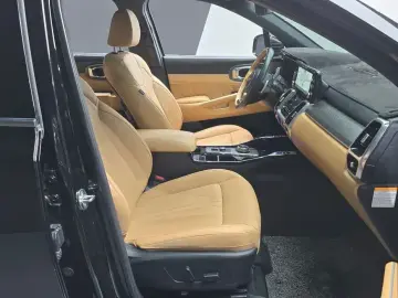 2023 Kia Sorento с пробегом 92 388 км
