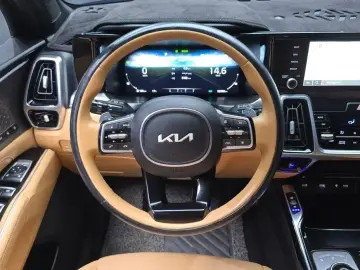 2023 Kia Sorento с пробегом 92 388 км