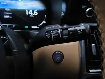 2023 Kia Sorento с пробегом 92 388 км