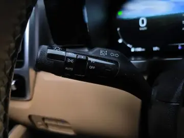 2023 Kia Sorento с пробегом 92 388 км