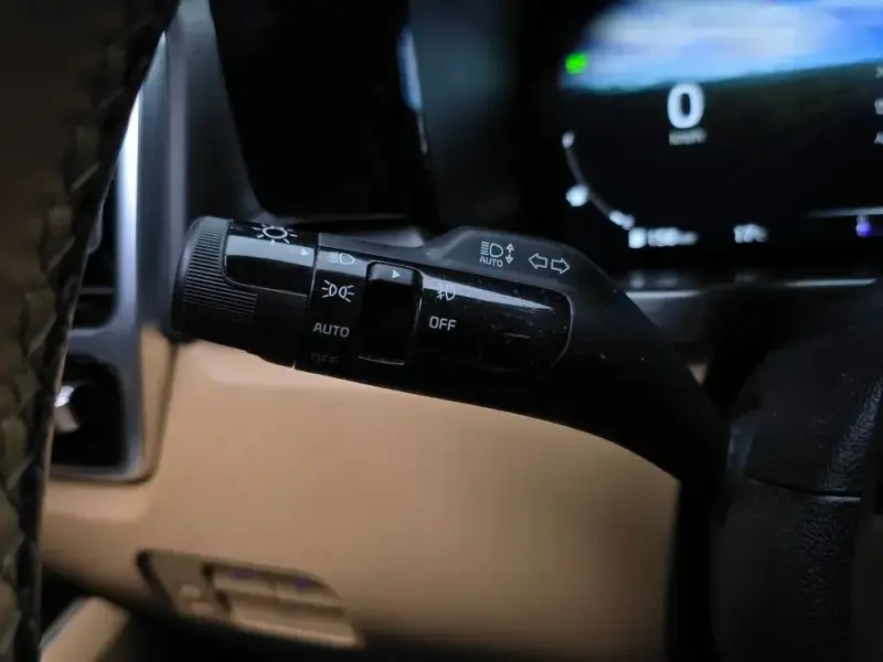 2023 Kia Sorento с пробегом 92 388 км