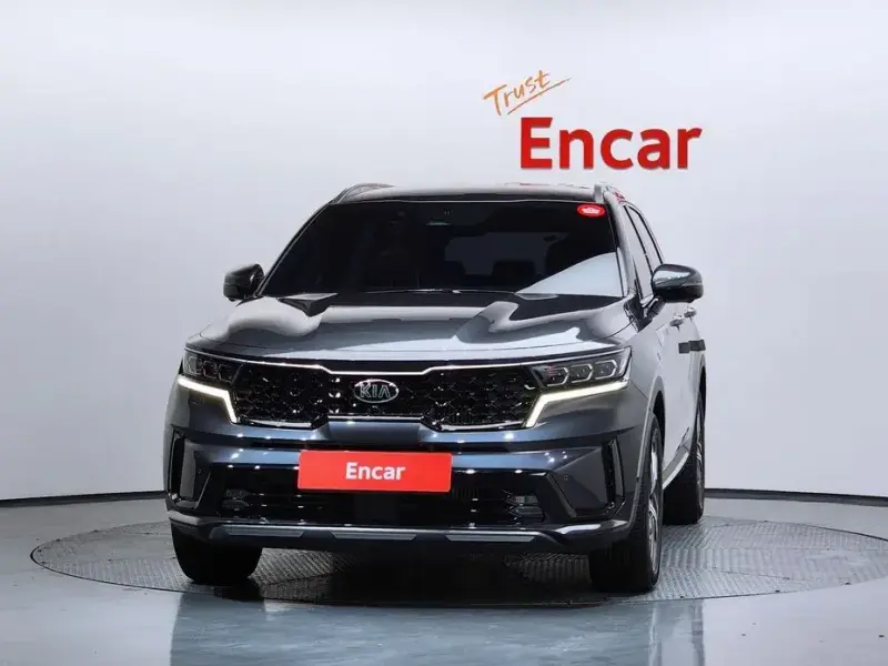 2021 Kia Sorento с пробегом 8 984 км