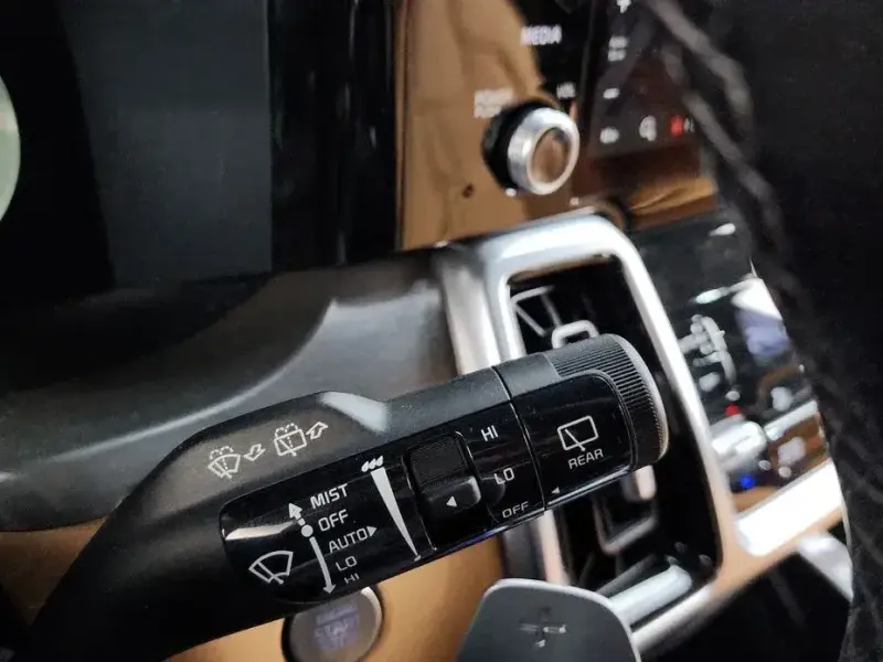 2021 Kia Sorento с пробегом 8 984 км