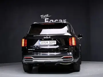 2022 Kia Sorento с пробегом 72 301 км