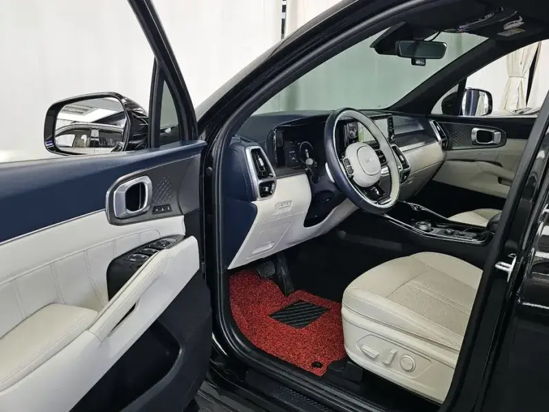 2022 Kia Sorento с пробегом 72 301 км