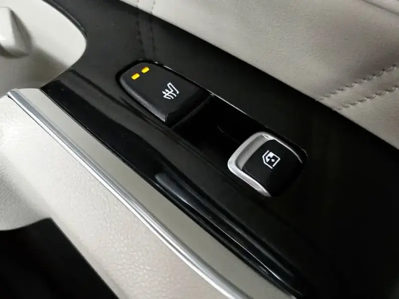 2022 Kia Sorento с пробегом 72 301 км